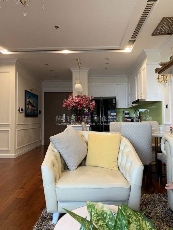 Vinhomes cần nâng cấp không gian sofa đơn tân cổ điển để làm cho phòng khách trở nên đẹp hơn.