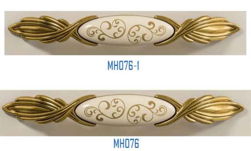 Tay nắm tủ mạ đồng đỏ tân cổ điển kết hợp giữa các chất liệu hài hòa mang đến vẻ đẹp đường nét thẩm mỹ cao